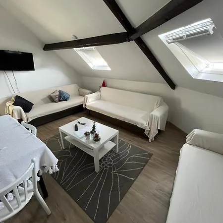 Cozy Nest By Gare Du Midi Brussel