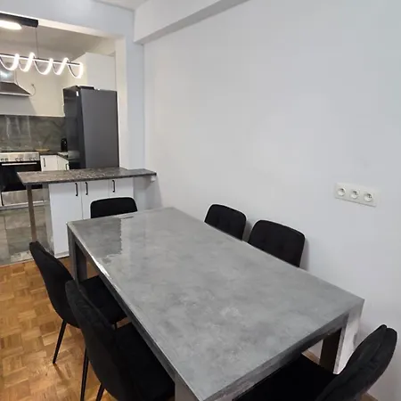 Apartment Proche Du Centre *