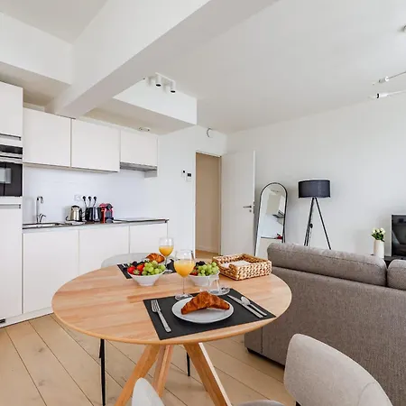 Large In A Serviced Building Apartment Brussels