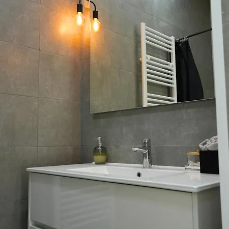 Duplex Familiale 3 Chambres, 3 Salles De Bains & Jardin A By Cygo Gestion Apartment Brussels