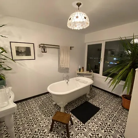 Overlooking Apartment