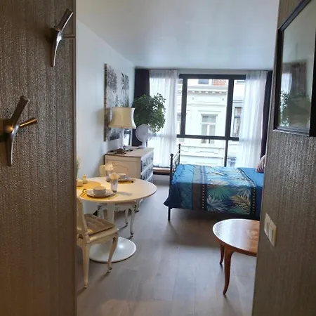 Classique Louise Apartment