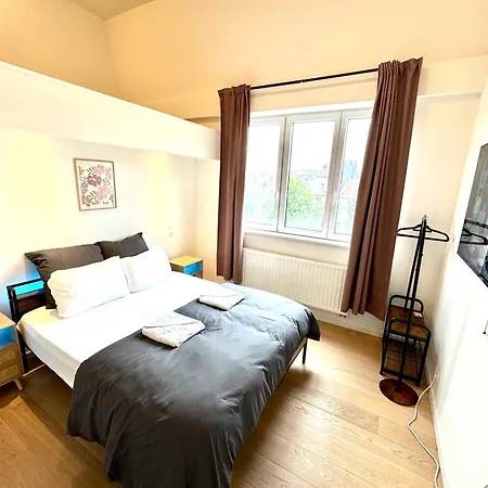 Homestay Ulb & Cambre Cosy Duplex Brussels