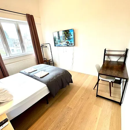 Ulb & Cambre Cosy Duplex Homestay *