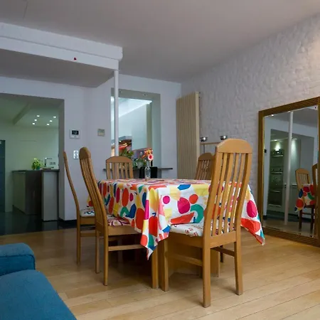 Eya House, Cozy, Bright & Well Located Brussels