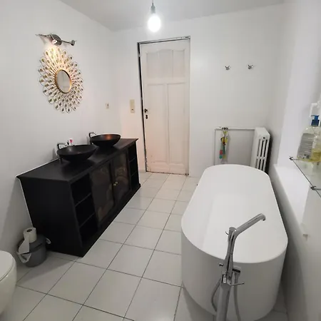 Eya House, Cozy, Bright & Well Located Villa *