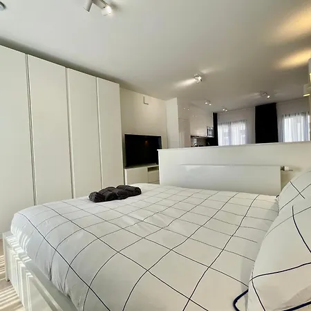 Apartment Chapeliers 34