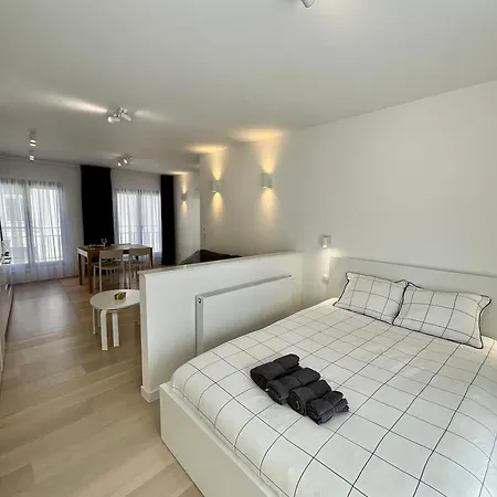 Chapeliers 34 Apartment *