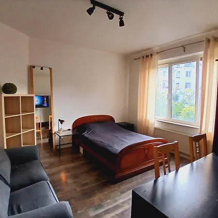 Homestay Mouzon'S House Brussels