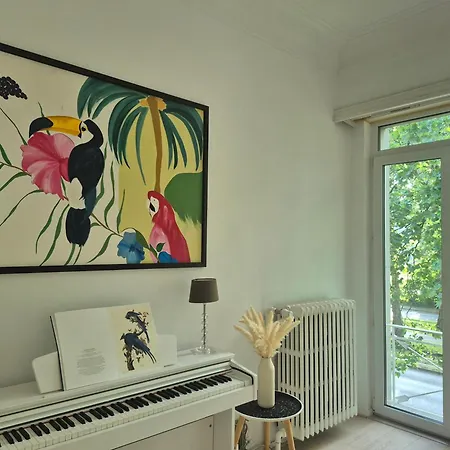 Souverain 94 Homestay *