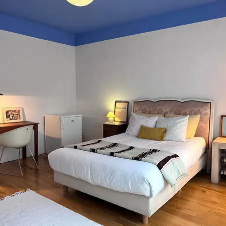 Gezellig Nestje In Lichtrijk Met Wilde Tuin Homestay