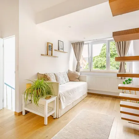 Maison Du Cinquantenaire - The Jubilee Loft Apartment