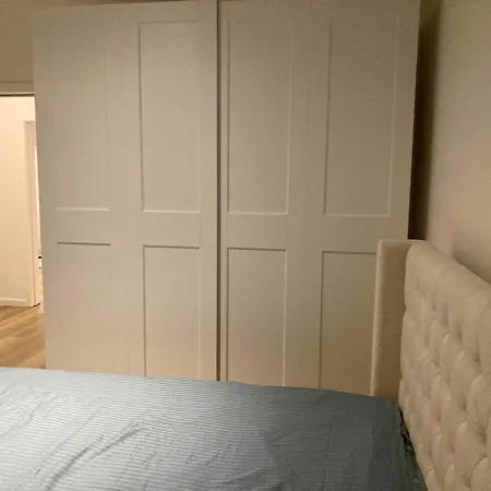 Stylish Flat,90m2, In A Great Location Apartment *