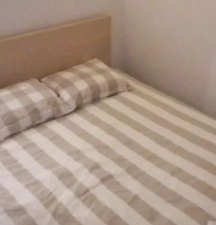 Central Red Apartment *
