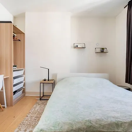 Bright 2br Flat In A Historic Square Near Eu Area Apartment