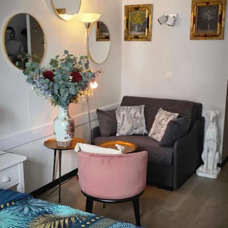 Classique Louise Apartment *