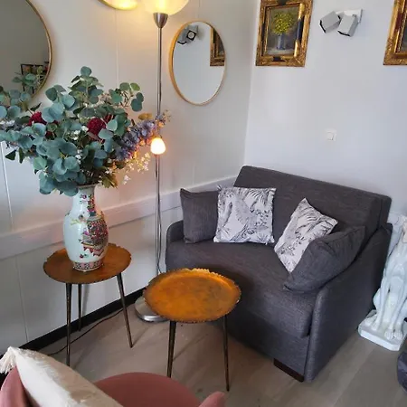 Classique Louise Apartment Brussels