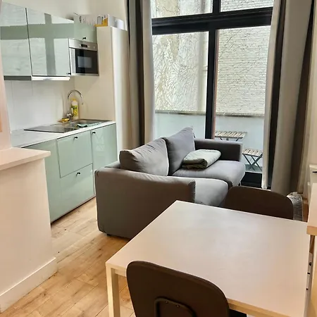 Apartment Center