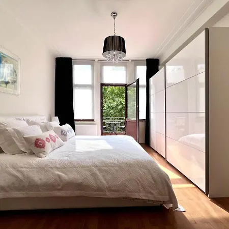 Apartment A Chic Haven In The Heart Of Urban Nature Brussels