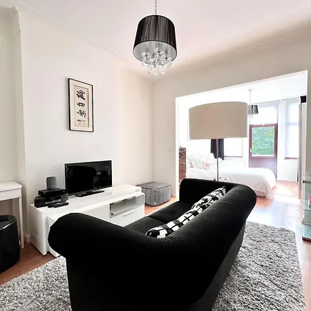 A Chic Haven In The Heart Of Urban Nature Brussels