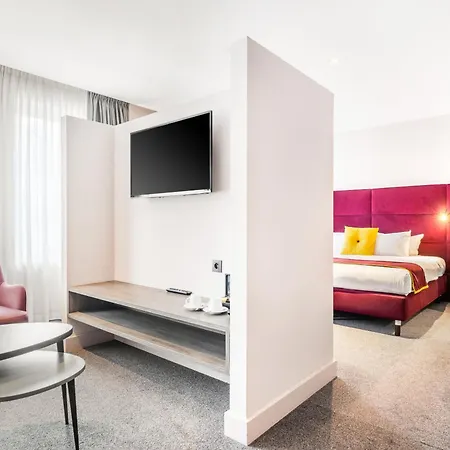 Marivaux Hotel 4*