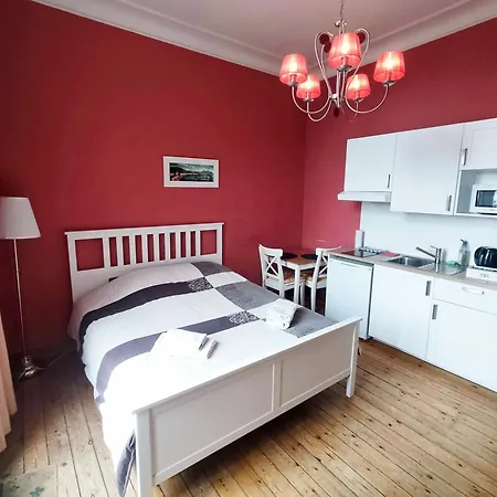 Apartment Charming With Terrace Near Merode