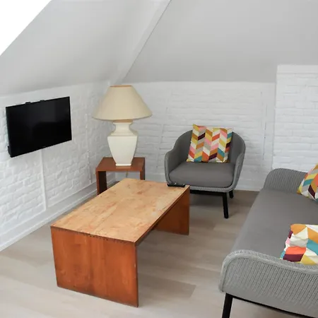 Flats Aparthotel 4*