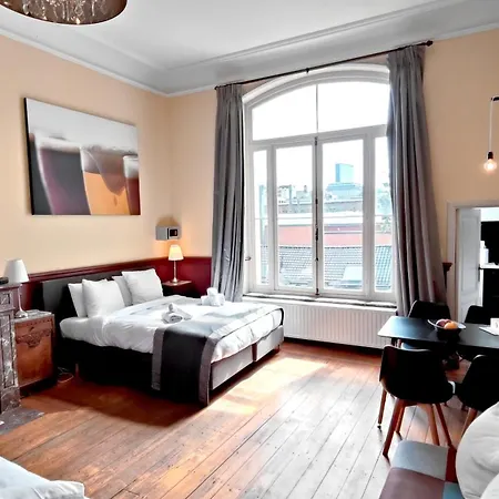 Bed & Breakfast Maison Jamaer 4*