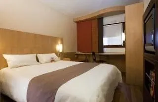 Ibis Centre 3*