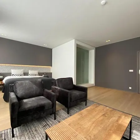 Bed & Breakfast Fashion 3*