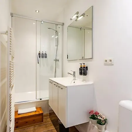 Apartment Exclusive 2br With Unesco Views *