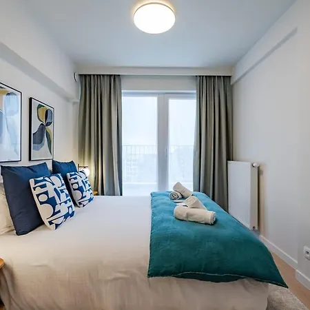 Apartment 3br Nato & Eu - Freeluggage *