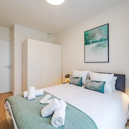 2br Near Nato & Eu * Brussels