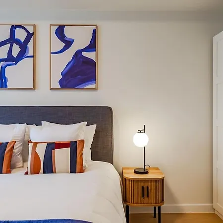 Apartment 2br Near Nato & Eu