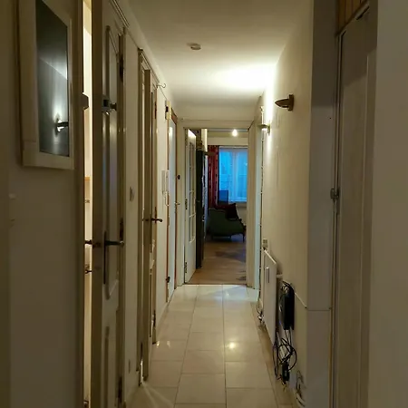 Apartment Large 1st Floor Apartment, Schaerbeek, *