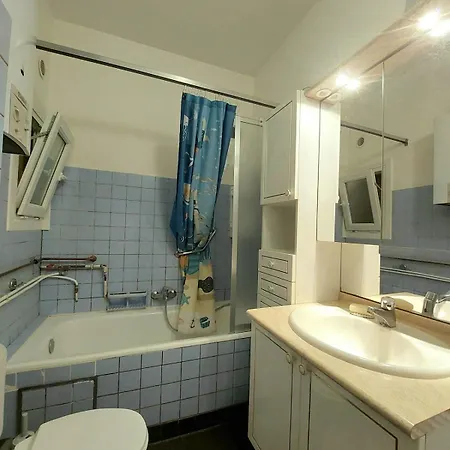 Large 1st Floor Apartment, Schaerbeek, Brussels
