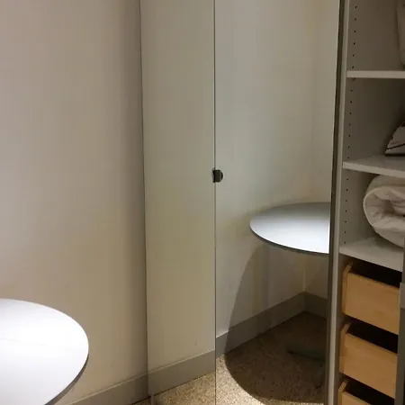 Apartment And Convenient Near Supermarkets And Public Transports *