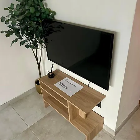 Apartment Lang Leven *