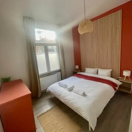 Apartment Lang Leven *