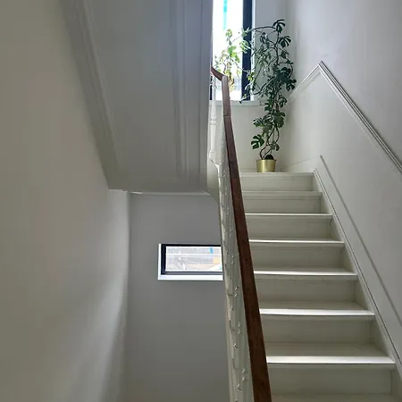 Cosy Flat In Eu Area Apartment *