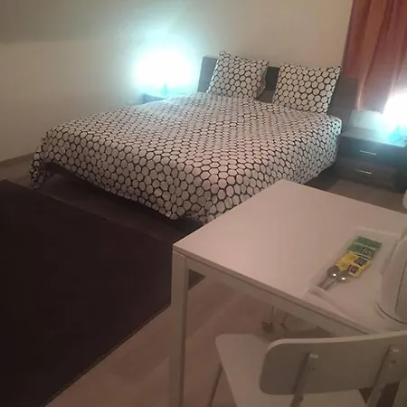 Bed & Breakfast La Maison Du Soleil 3*