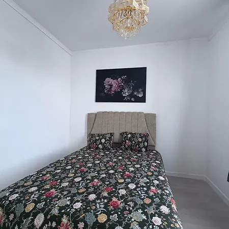 Apartment Garden's Jacuzzi 1