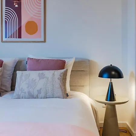 Luxury Penthouse With Panoramic Views 3br Apartment Brussels