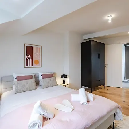 Apartment Luxury Penthouse With Panoramic Views 3br Brussels