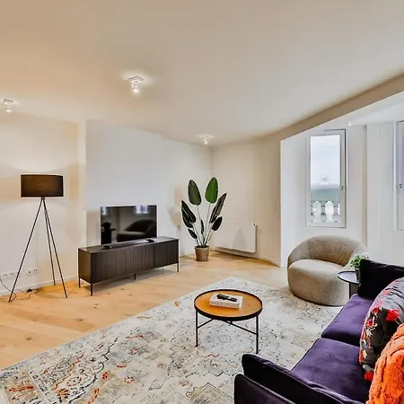 Apartment Luxury Penthouse With Panoramic Views 3br Brussels
