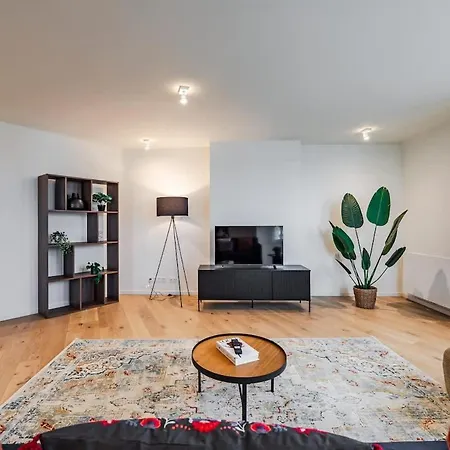 Apartment Luxury Penthouse With Panoramic Views 3br