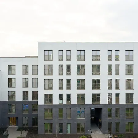 Brand New & Modern 1 Bedroom Apartment Brussels