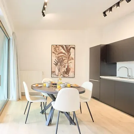 Apartment Brand New & Modern 1 Bedroom Brussels