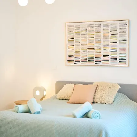 Brand New & Modern 1 Bedroom Apartment *