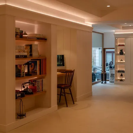 9hotel Chelton 4* Brussels